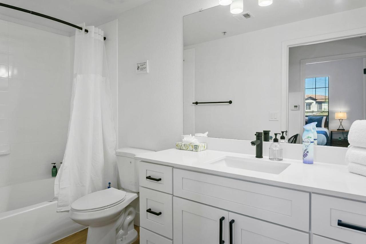 Cozysuites Glendale By The Stadium With Pool 03 Luaran gambar