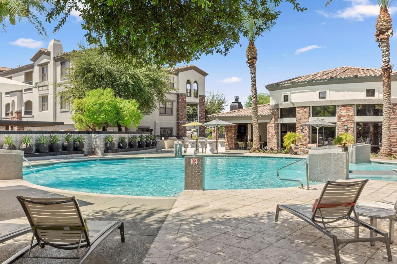 Cozysuites Glendale By The Stadium With Pool 03 Luaran gambar